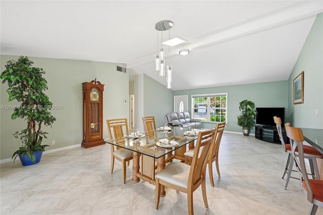 1625 SW 5th Ct, Fort Lauderdale, FL 33312