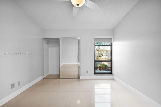 1261 NW 122nd Ter 1261, Pembroke Pines, FL 33026