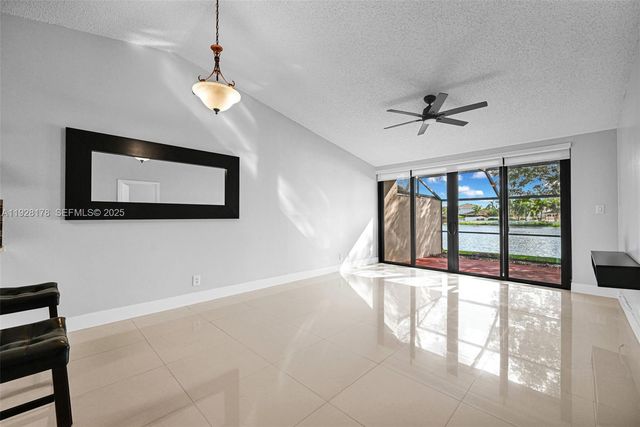 1261 NW 122nd Ter 1261, Pembroke Pines, FL 33026