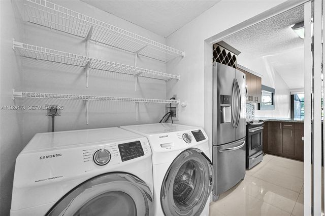 1261 NW 122nd Ter 1261, Pembroke Pines, FL 33026