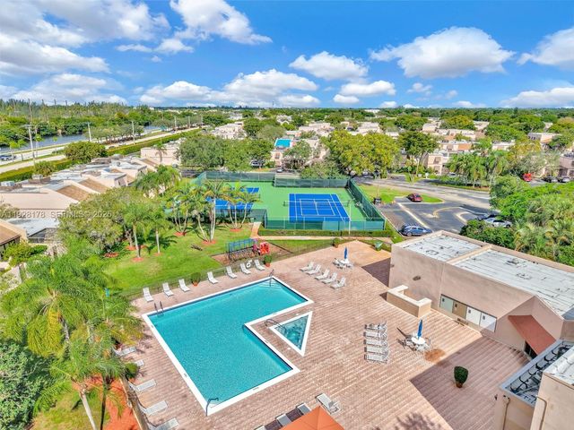 1261 NW 122nd Ter 1261, Pembroke Pines, FL 33026