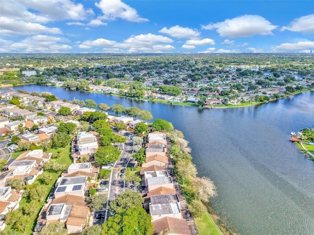 1261 NW 122nd Ter 1261, Pembroke Pines, FL 33026