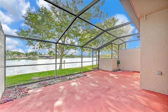 1261 NW 122nd Ter 1261, Pembroke Pines, FL 33026