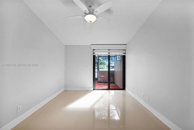 1261 NW 122nd Ter 1261, Pembroke Pines, FL 33026