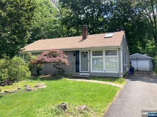38 DELMAR Avenue, Cresskill, NJ 07626