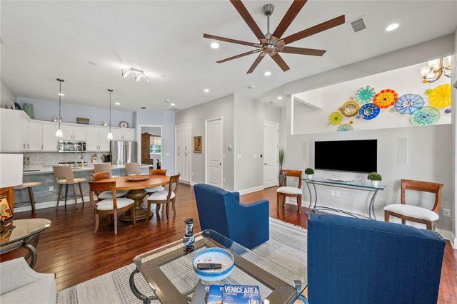 431 NOKOMIS AVENUE S 314, Venice, FL 34285