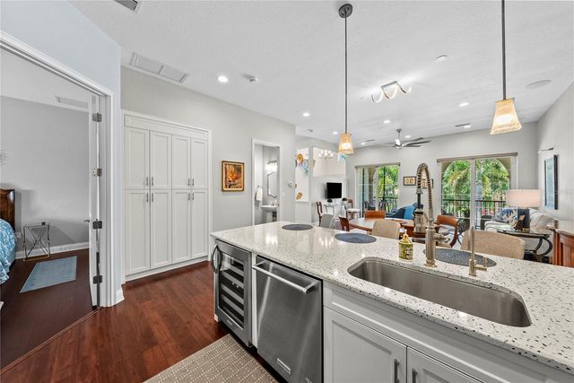 431 NOKOMIS AVENUE S 314, Venice, FL 34285