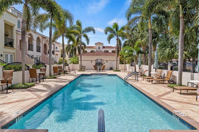 431 NOKOMIS AVENUE S 314, Venice, FL 34285