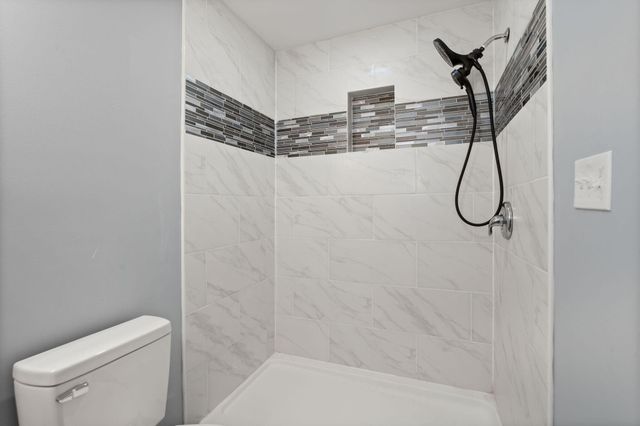 121 Franklin Street, Holly Hill, SC 29059