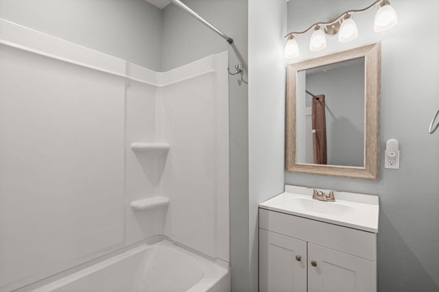 121 Franklin Street, Holly Hill, SC 29059