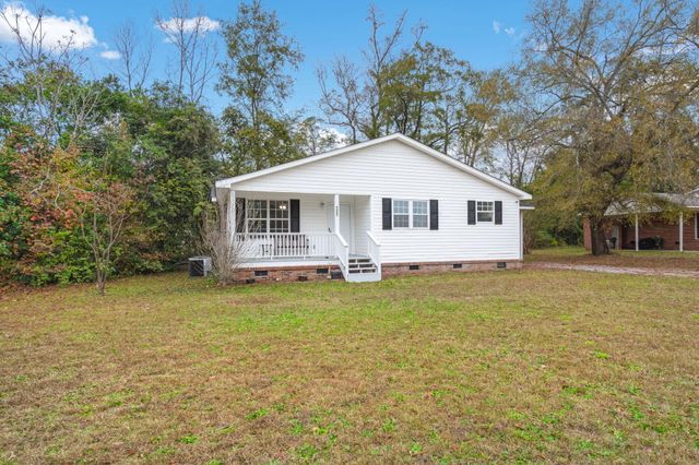 121 Franklin Street, Holly Hill, SC 29059