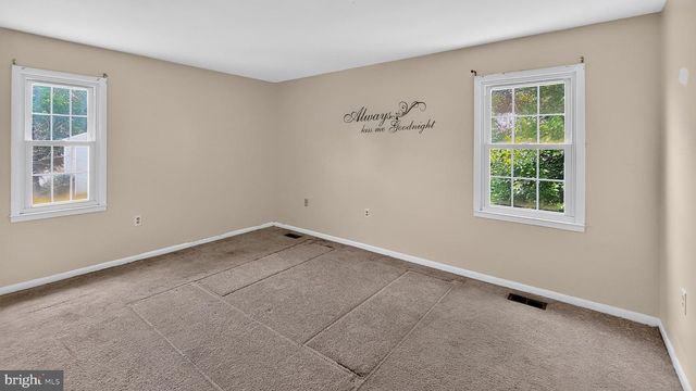 13100 N POINT LN, Laurel, MD 20708