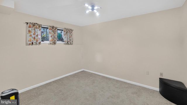 13100 N POINT LN, Laurel, MD 20708