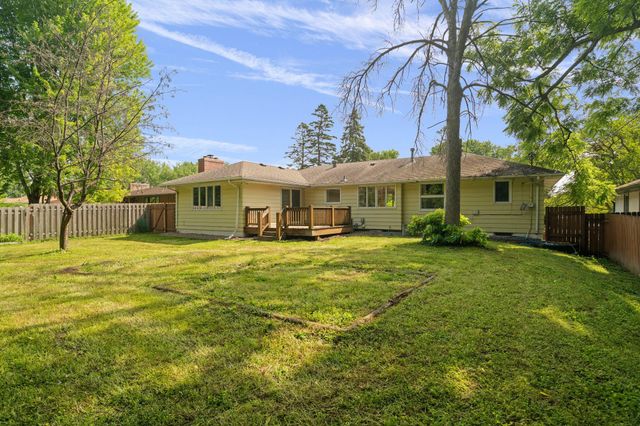 4041 Jersey Avenue N, Crystal, MN 55427