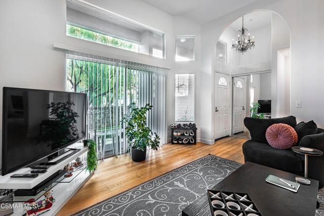 279 Skyline Drive, Thousand Oaks, CA 91362