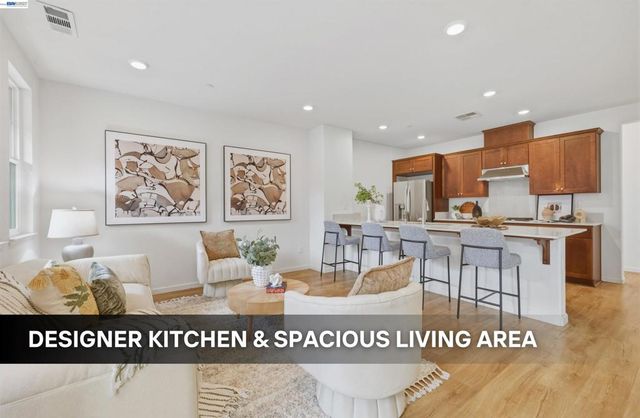 1021 1021 Onofrio Ln Unit 3, San Jose, CA 95131