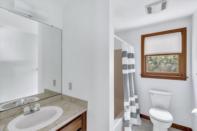 26 Richard Rd, Yarmouth, MA 02675