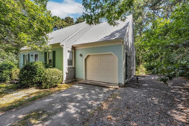 26 Richard Rd, Yarmouth, MA 02675