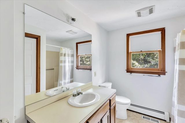 26 Richard Rd, Yarmouth, MA 02675