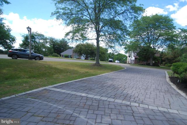 255 PINTAIL CT, Langhorne, PA 19047