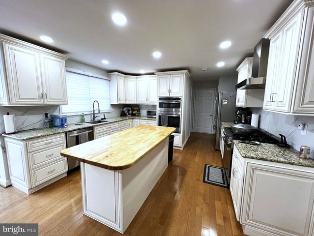 255 PINTAIL CT, Langhorne, PA 19047