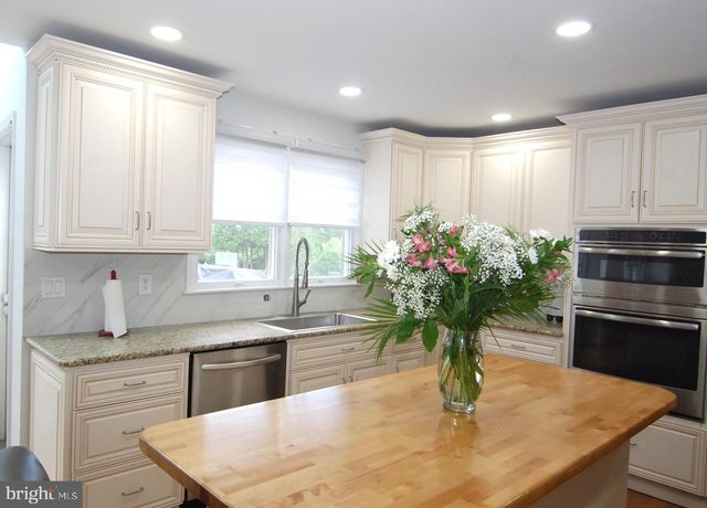255 PINTAIL CT, Langhorne, PA 19047