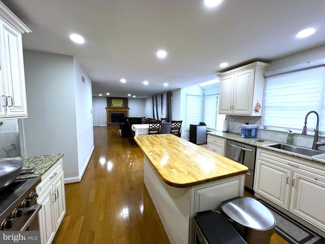 255 PINTAIL CT, Langhorne, PA 19047