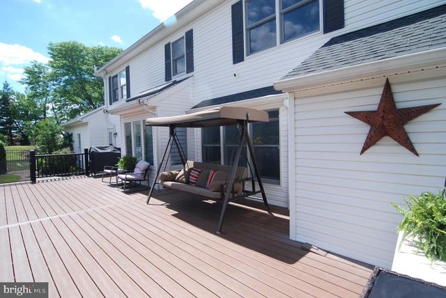 255 PINTAIL CT, Langhorne, PA 19047