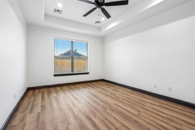 209 NW Pine Avenue, Cache, OK 73527