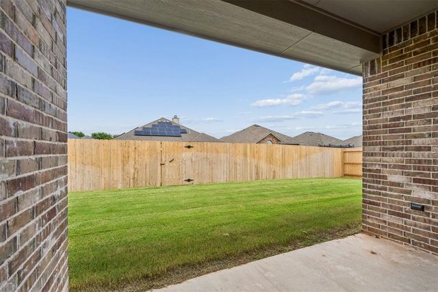 209 NW Pine Avenue, Cache, OK 73527