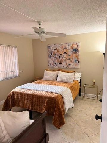 140 SW 96th Terrace 102, Plantation, FL 33324