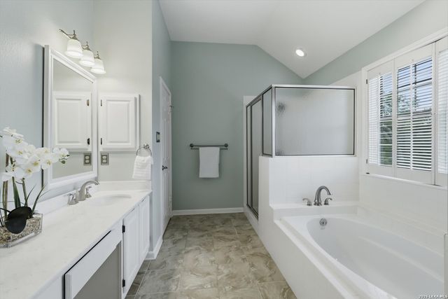 20103 Sierra Oscura, San Antonio, TX 78259