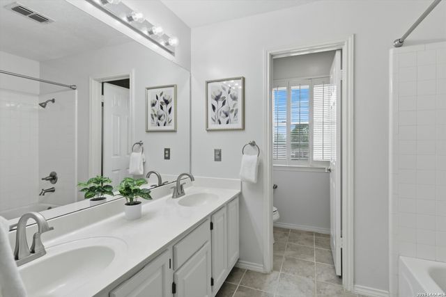 20103 Sierra Oscura, San Antonio, TX 78259