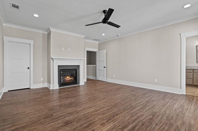 1305 S Pinot Road, Duncan, SC 29334