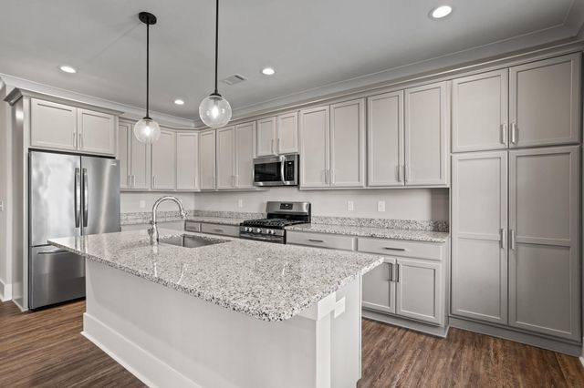 1305 S Pinot Road, Duncan, SC 29334