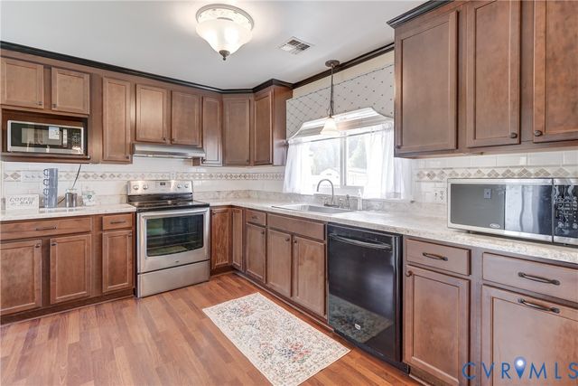3014 Grace St, Hopewell, VA 23860