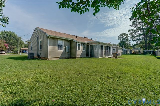 3014 Grace St, Hopewell, VA 23860