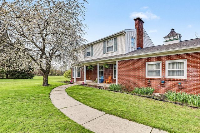 319 Greenridge Drive Nw, City Of Walker, MI 49544