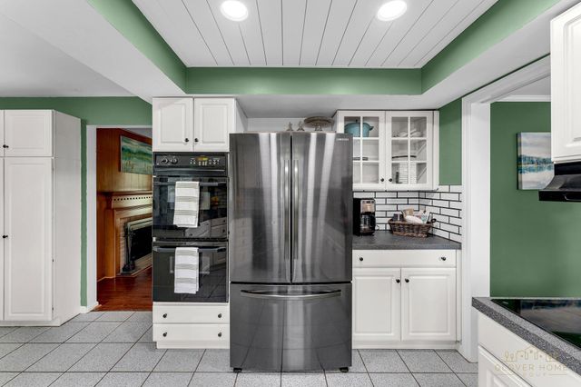 319 Greenridge Drive Nw, City Of Walker, MI 49544
