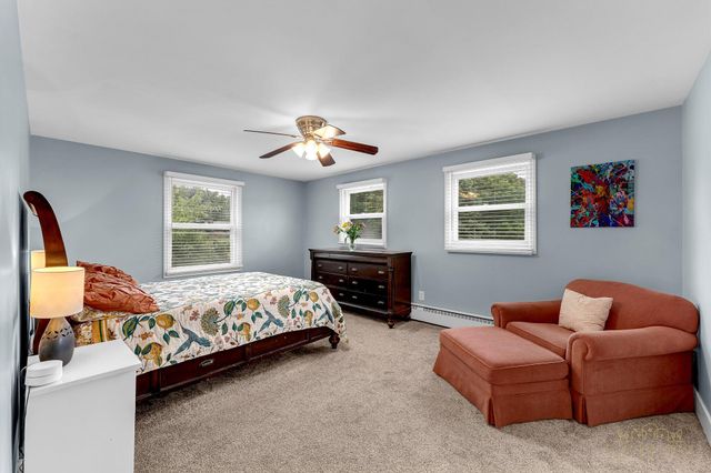 319 Greenridge Drive Nw, City Of Walker, MI 49544