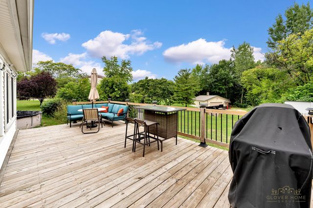 319 Greenridge Drive Nw, City Of Walker, MI 49544