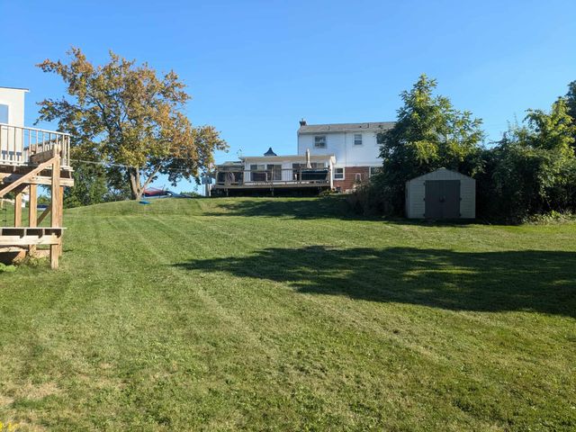 319 Greenridge Drive Nw, City Of Walker, MI 49544