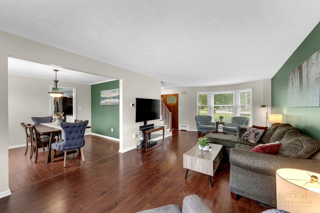319 Greenridge Drive Nw, City Of Walker, MI 49544