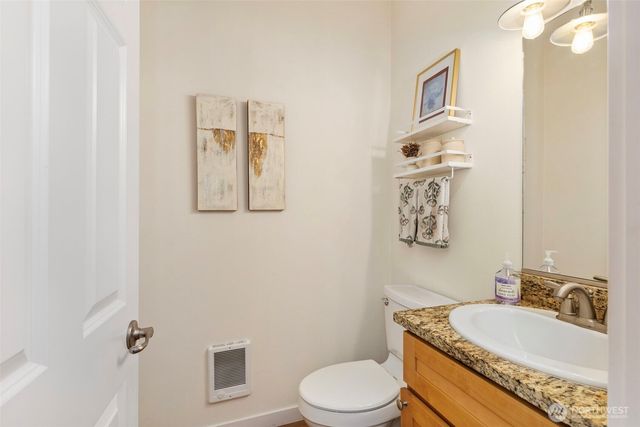 19431 Willet Lane NE, Poulsbo, WA 98370