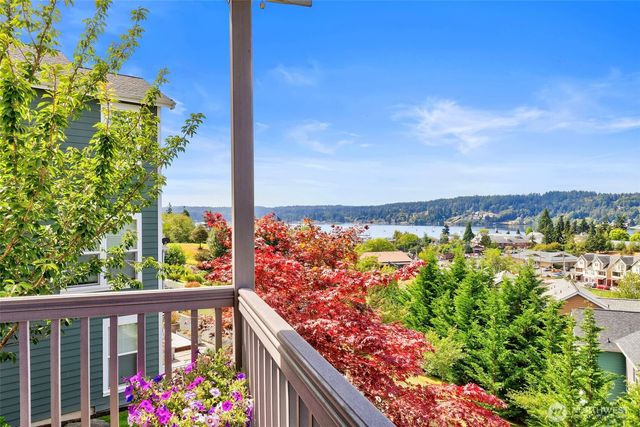 19431 Willet Lane NE, Poulsbo, WA 98370