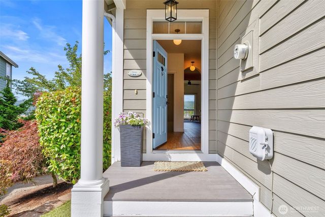 19431 Willet Lane NE, Poulsbo, WA 98370