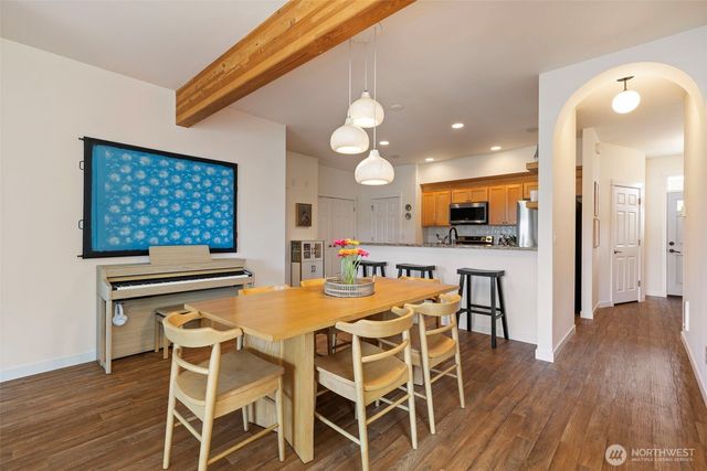 19431 Willet Lane NE, Poulsbo, WA 98370