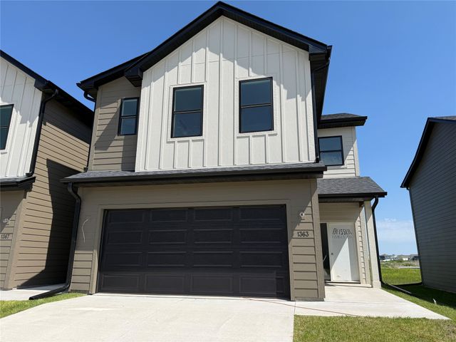 1363 Meadow Rose Place, Waukee, IA 50263