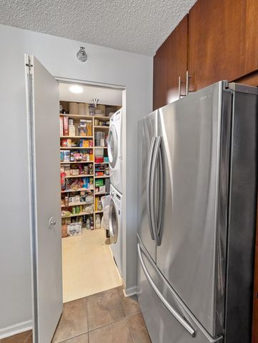 401 S 1st Street 601, Minneapolis, MN 55401