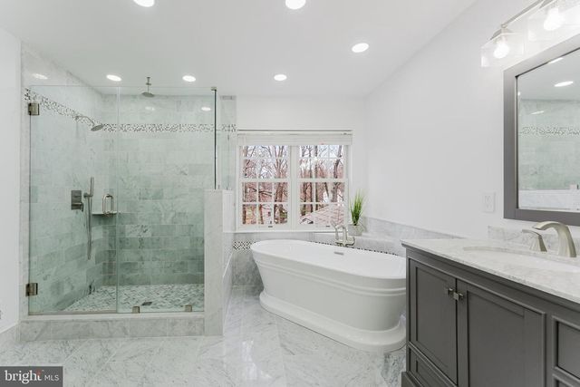 4318 CHANCERY PARK DR, Fairfax, VA 22030